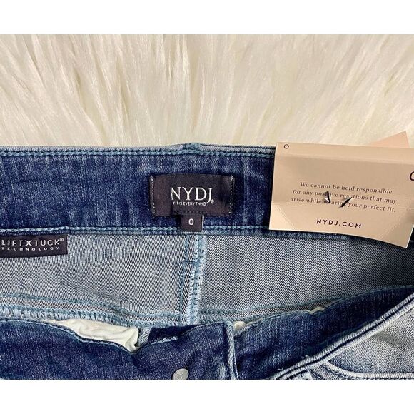 NYDJ Ella Side Seam Slit Denim Shorts Women's Size 0 NWT - Picture 5 of 10